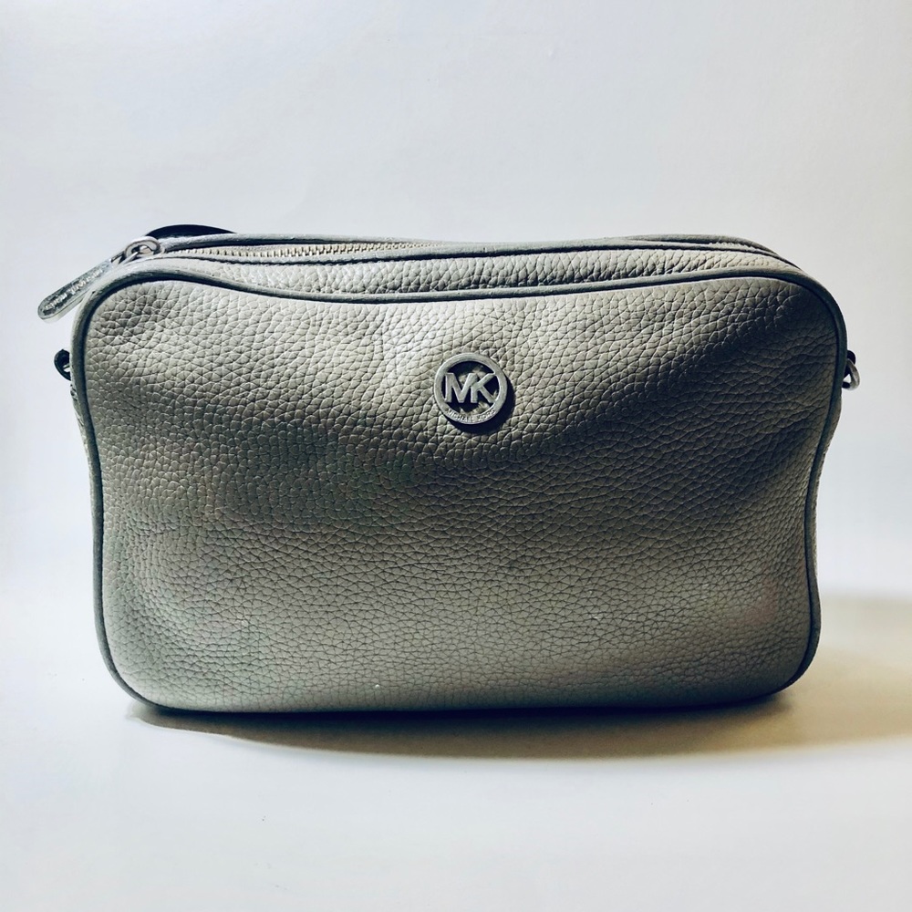 Michael Kors Jetset Crossbody